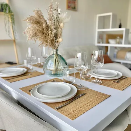 Appart'homestudio - * אז'ן